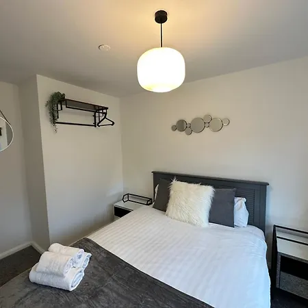Comfortable 3 Bed House With Garden & Parking Nottingham Exterior photo